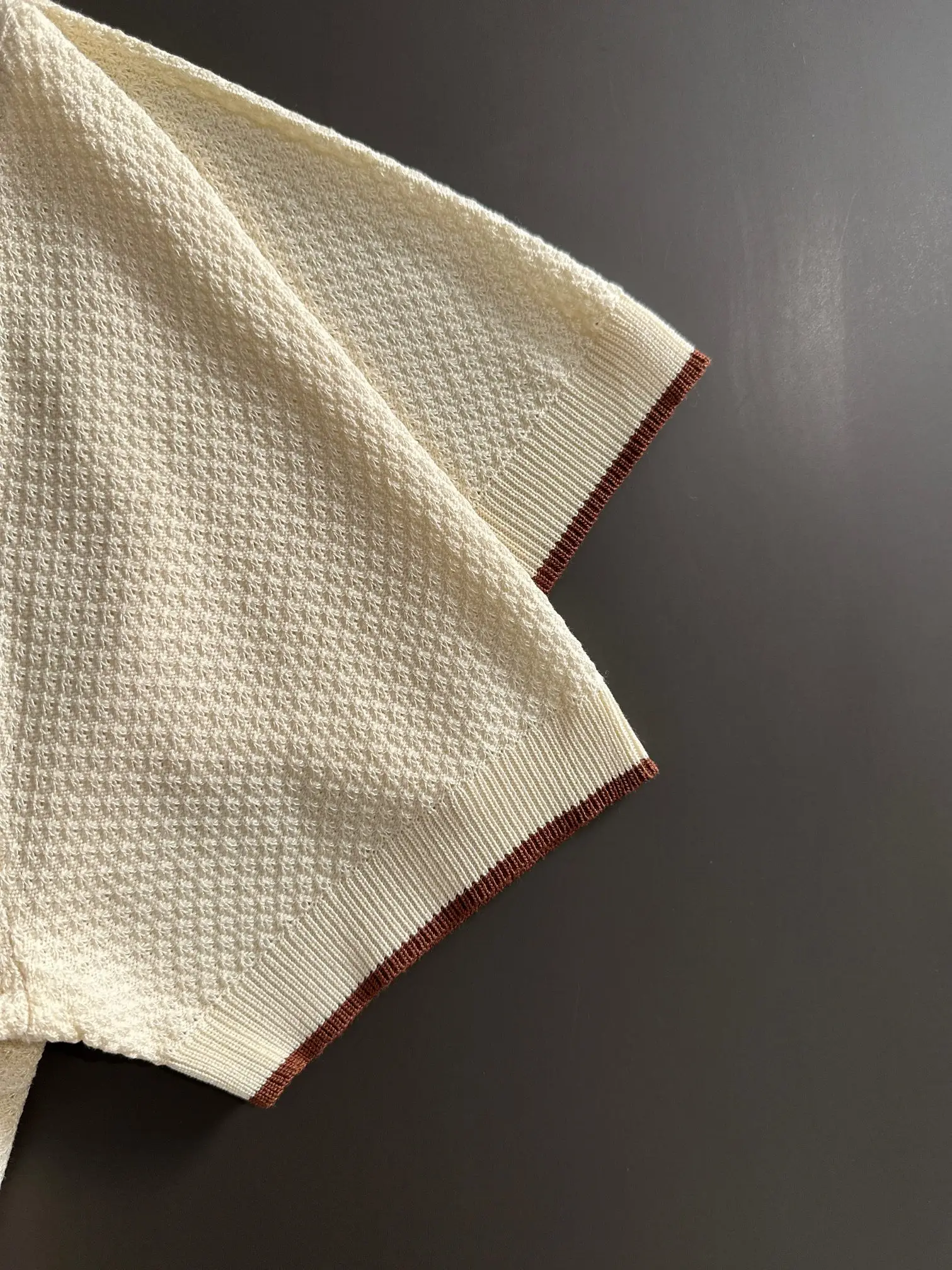 Textured Knit Layered-Effect T-Shirt D20014801 — view 5