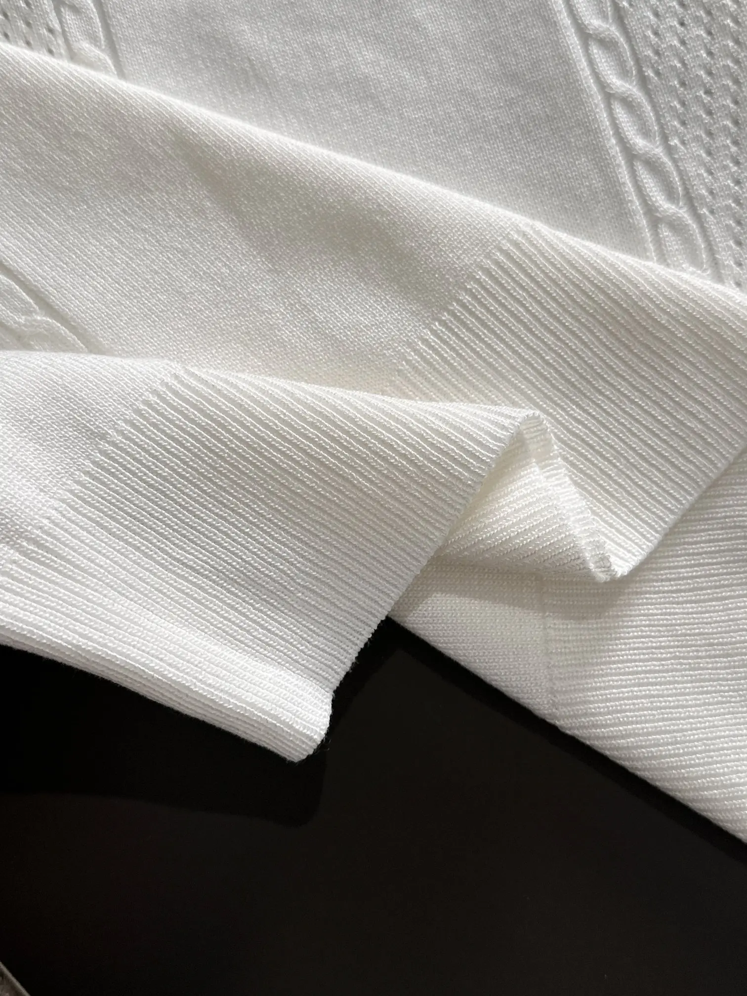 Contrast-Tip Half-Zip Knit Polo Shirt D20014811 — view 5