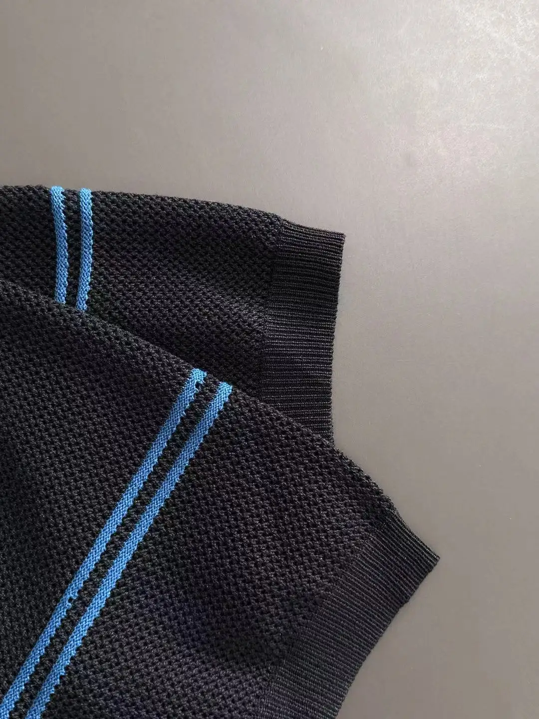 Striped Knit Half-Zip Polo Shirt D20014785 — view 5
