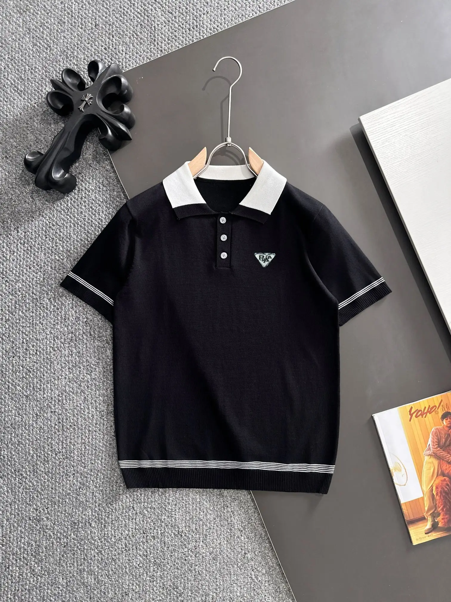 Contrast-Collar Silk-Blend Knit Polo Shirt D20014793