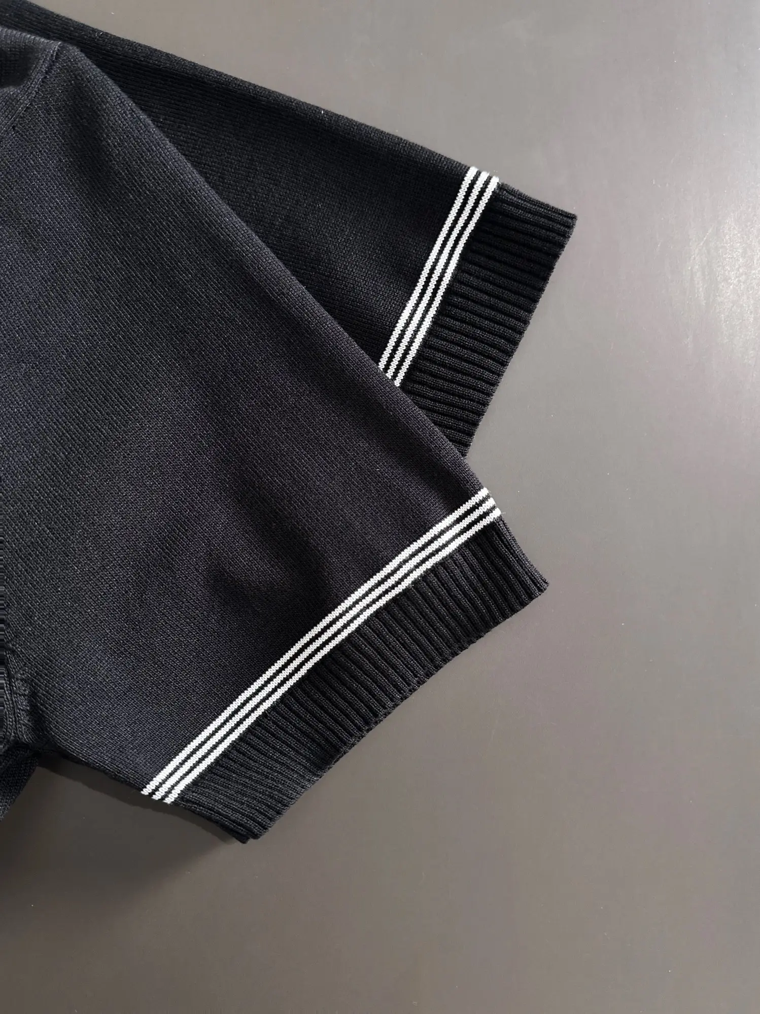 Contrast-Collar Silk-Blend Knit Polo Shirt D20014791 — view 5