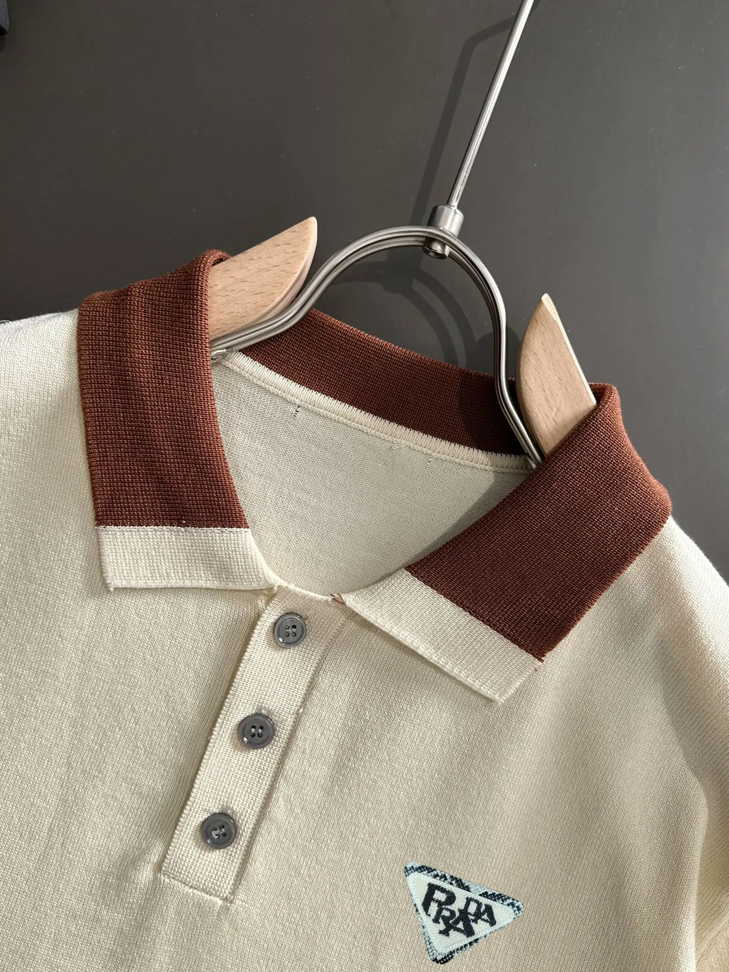 Contrast-Collar Silk-Blend Knit Polo Shirt D20014794 — view 3
