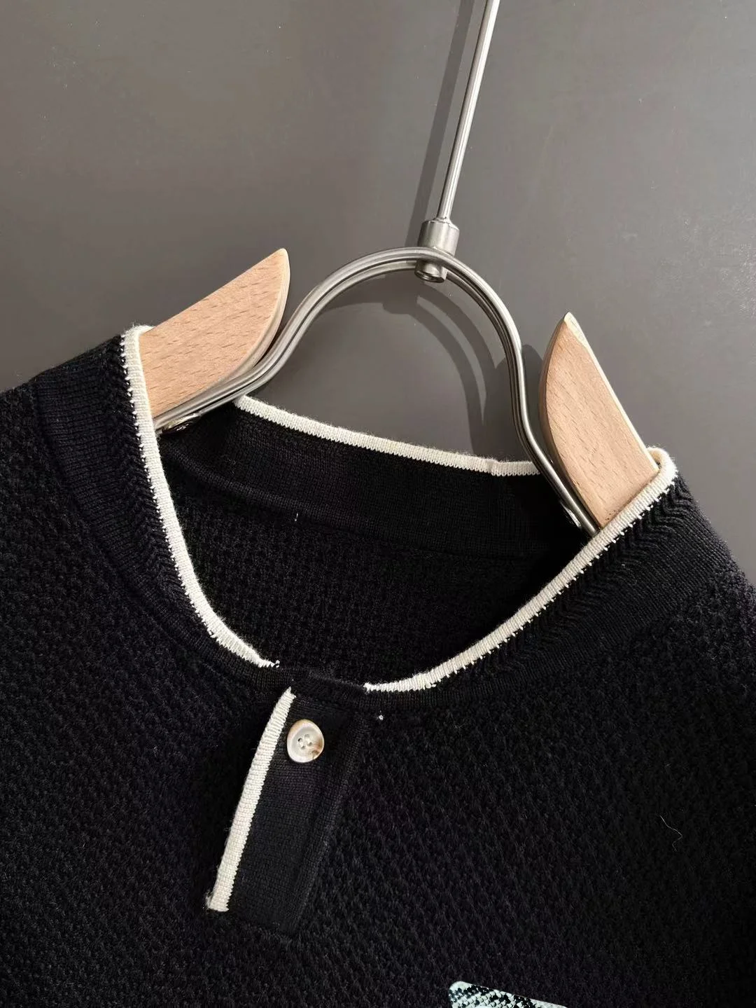 Half-Zip Knit Henley T-Shirt D20014922 — view 3