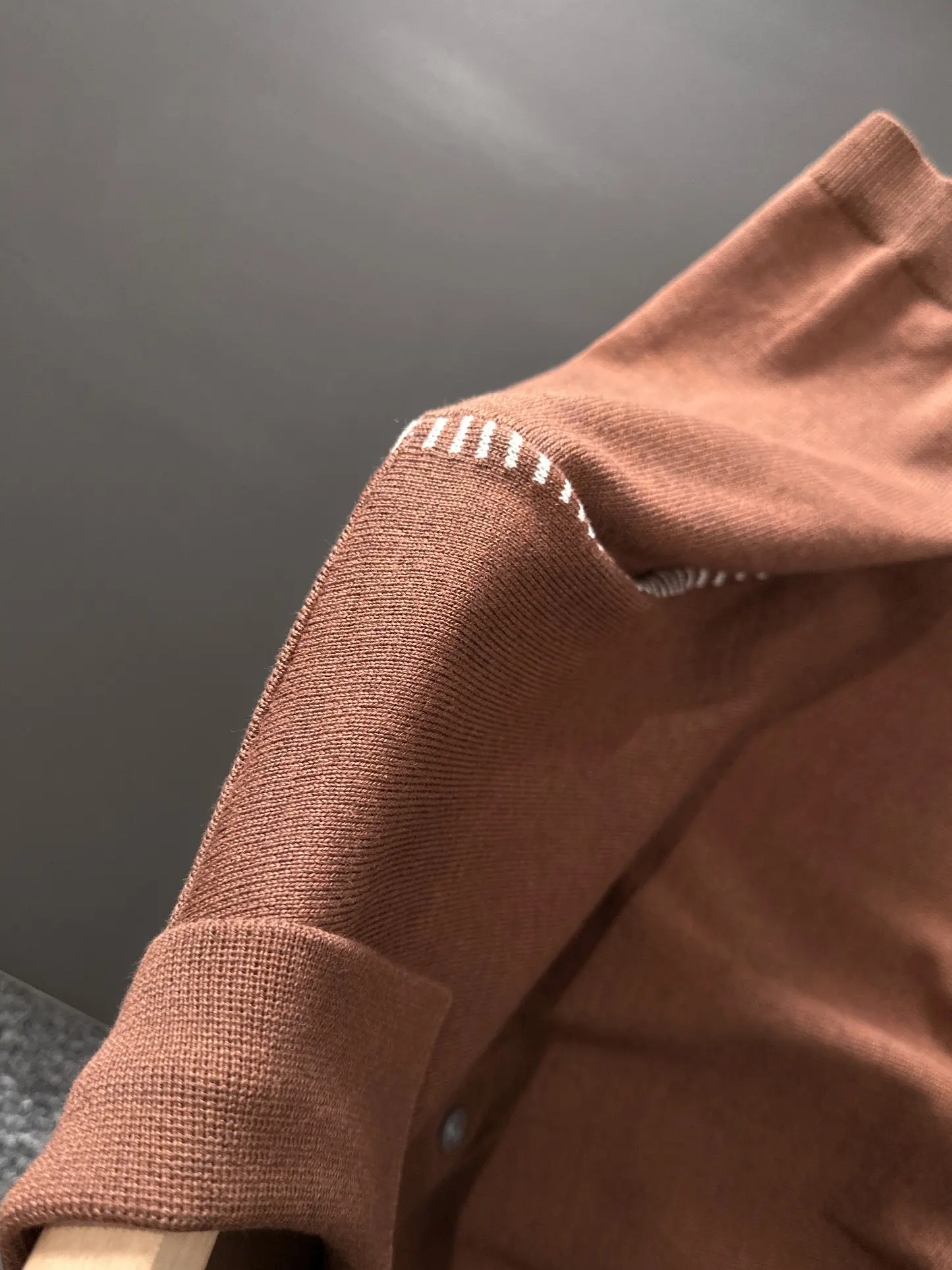 Contrast-Stitch Knit Polo Shirt D20014796 — view 4