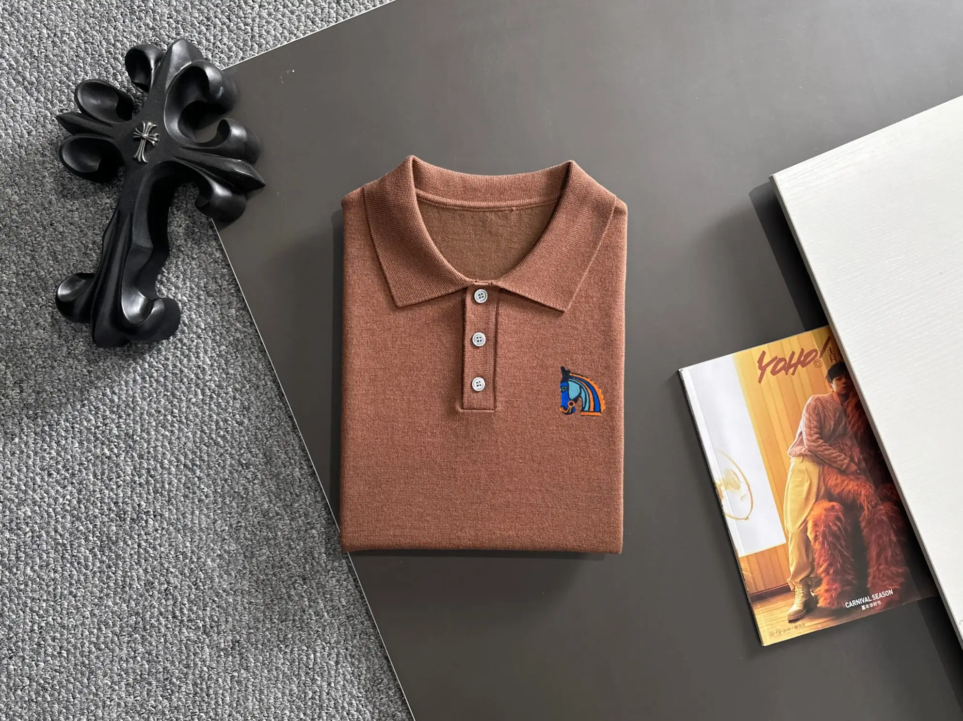 Contrast-Stitch Knit Polo Shirt D20014796 — view 8