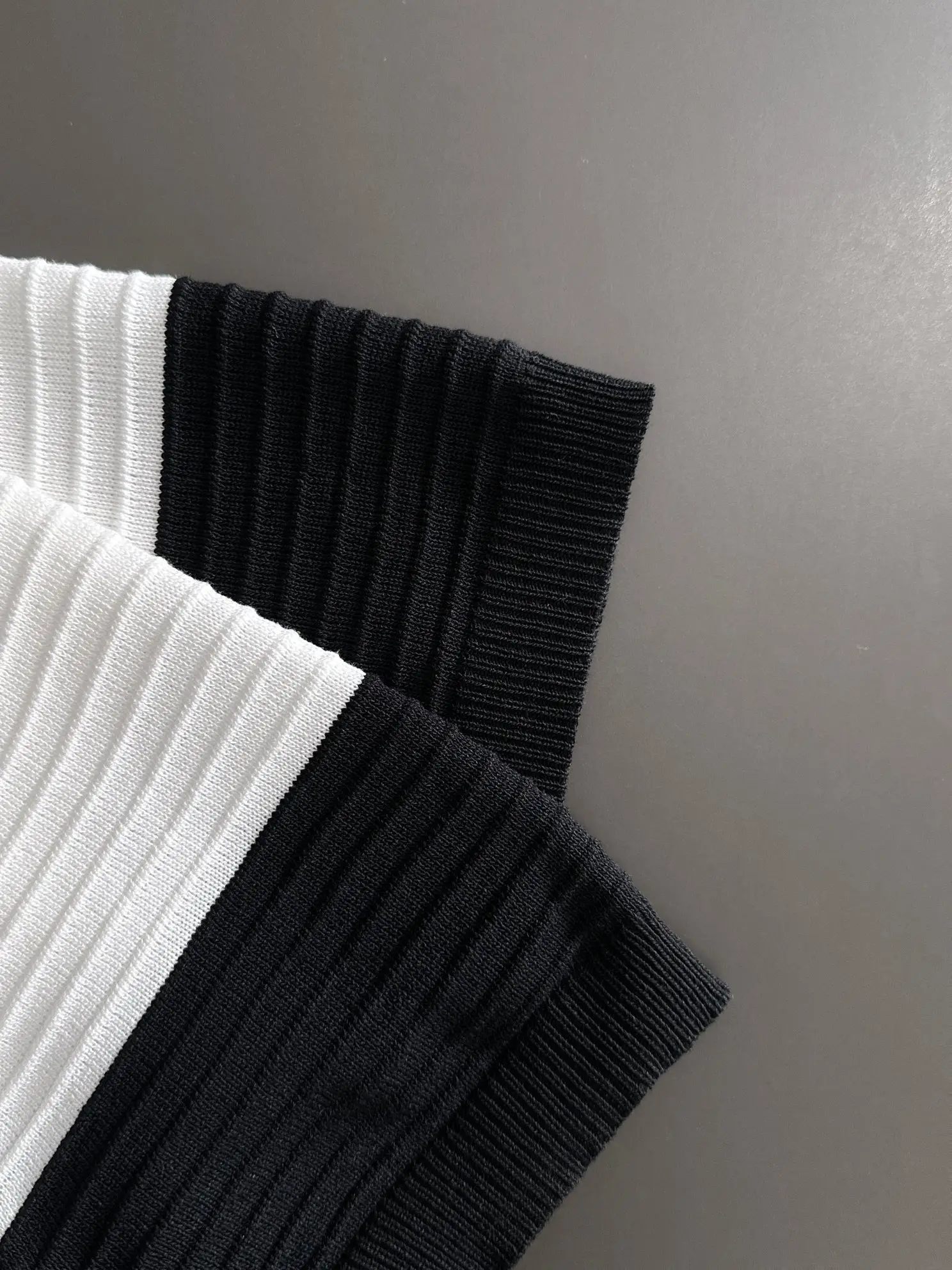 Striped Knit Half-Zip Polo Shirt D20014810 — view 5