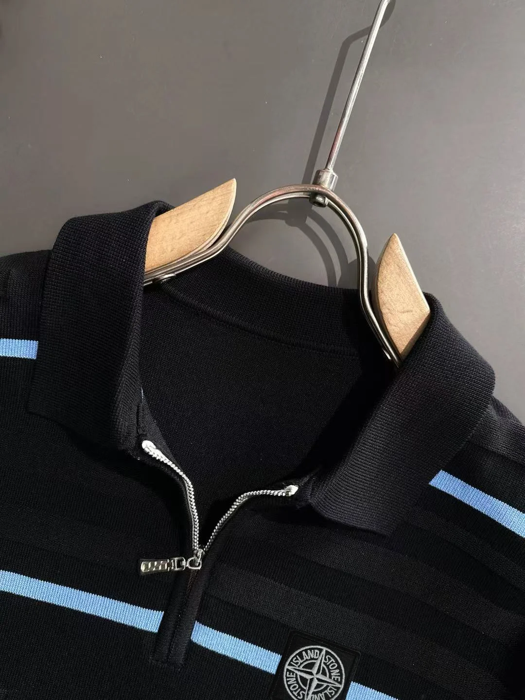 Striped Knit Half-Zip Polo Shirt D20014774 — view 3