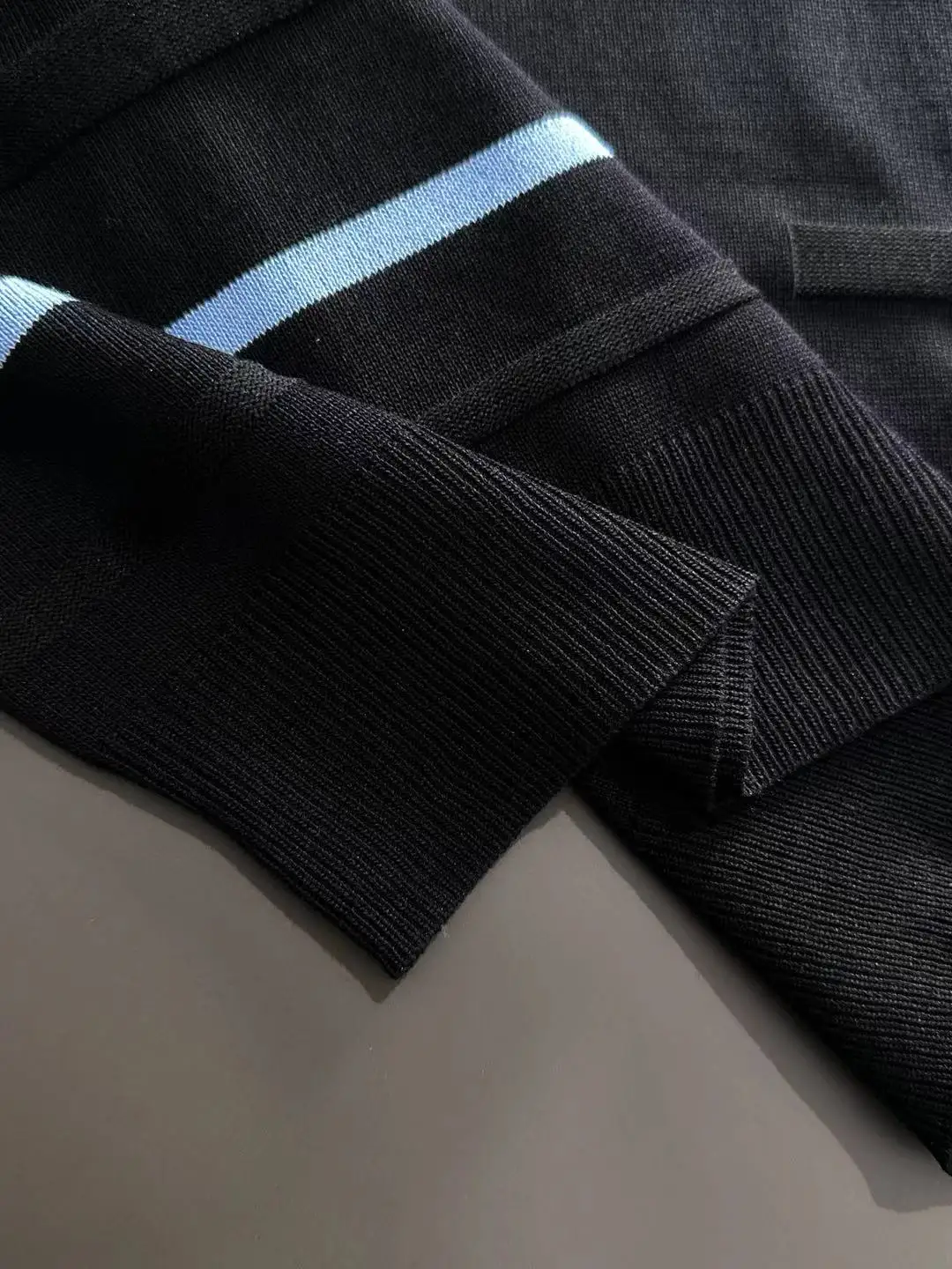 Striped Knit Half-Zip Polo Shirt D20014774 — view 6
