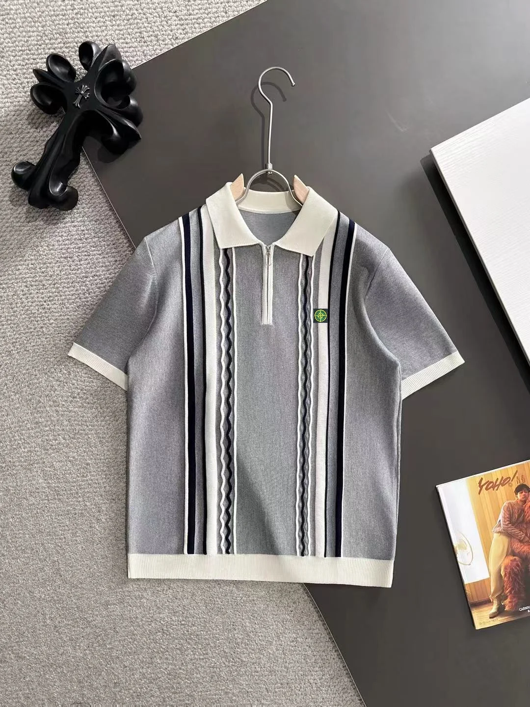 Striped Quarter-Zip Knit Polo Shirt D20014836