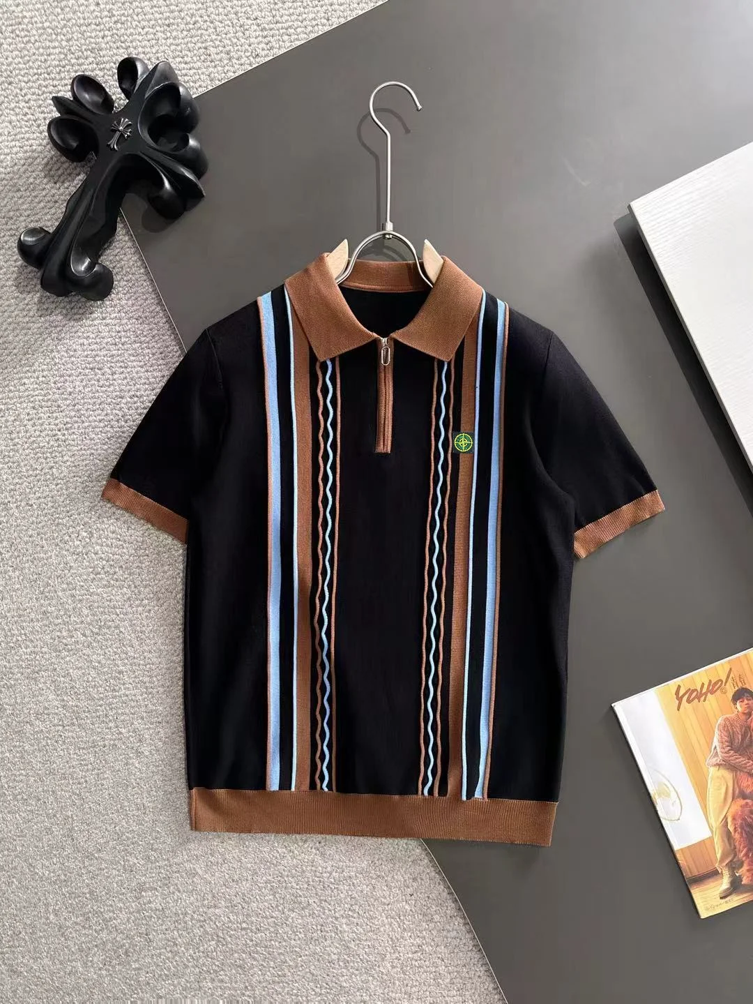 Striped Quarter-Zip Knit Polo Shirt D20014837