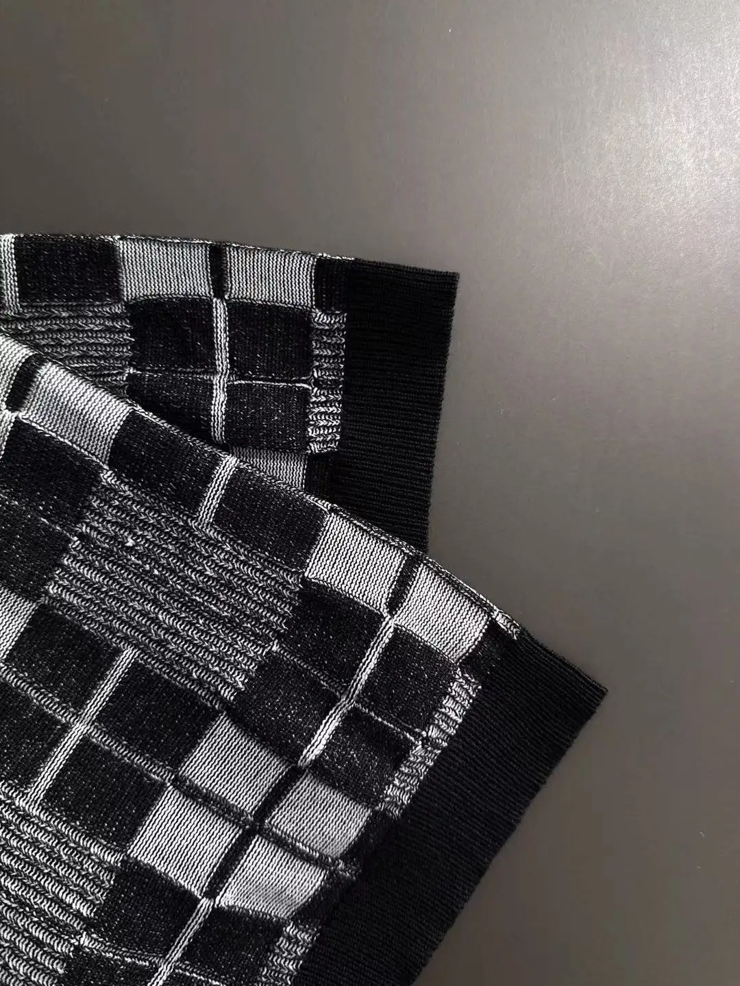 Checkered Knit Half-Zip Polo Shirt D20014783 — view 5