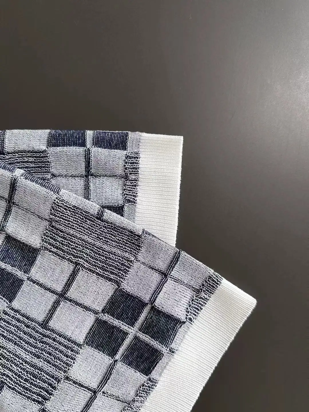 Checkered Jacquard Knit Half-Zip Polo Shirt D20014784 — view 5
