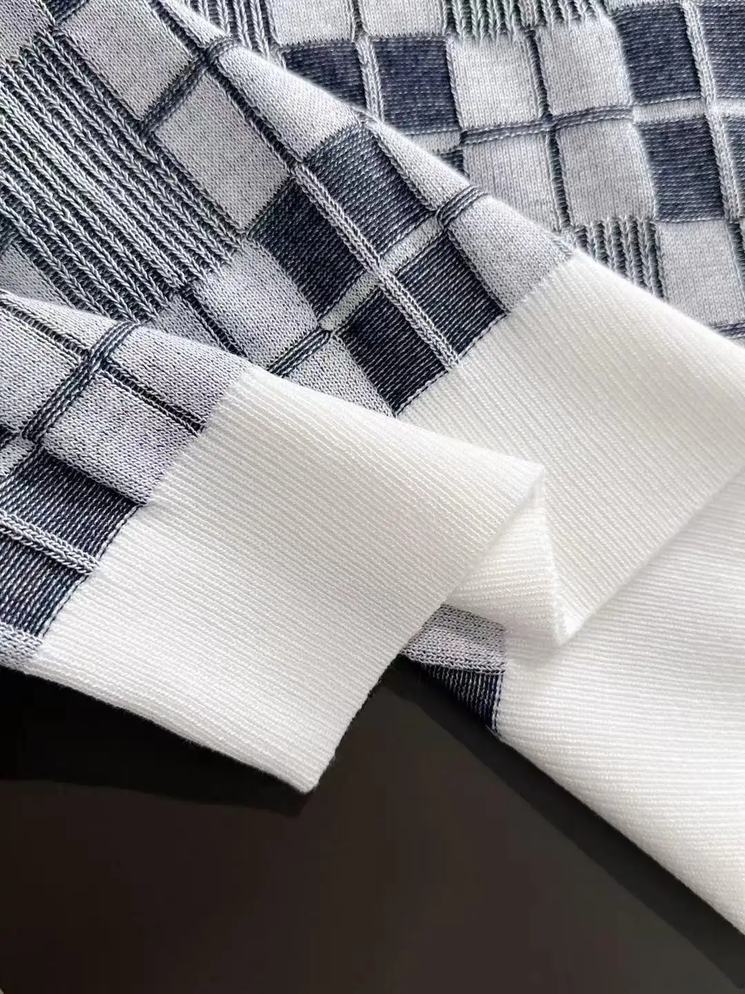 Checkered Jacquard Knit Half-Zip Polo Shirt D20014784 — view 6