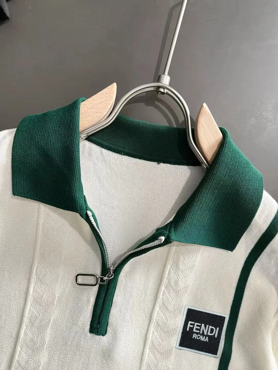 Contrast-Trim Half-Zip Knit Polo Shirt D20014820 — view 3