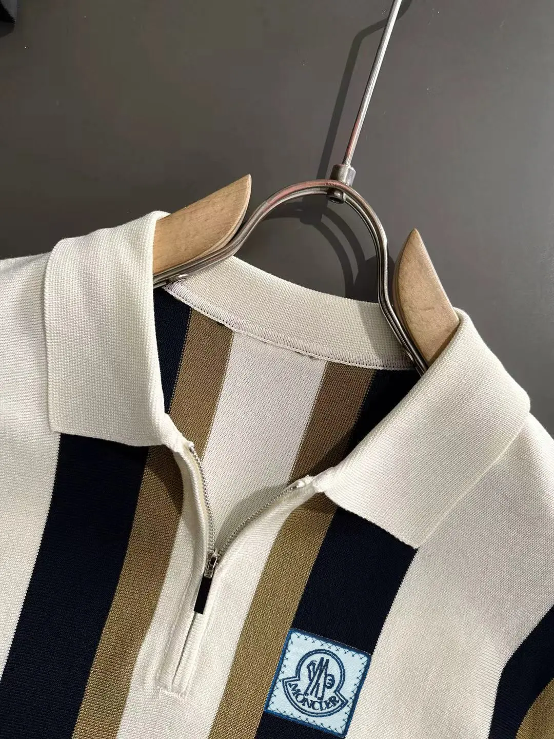 Striped Knit Half-Zip Polo Shirt D20014754 — view 3