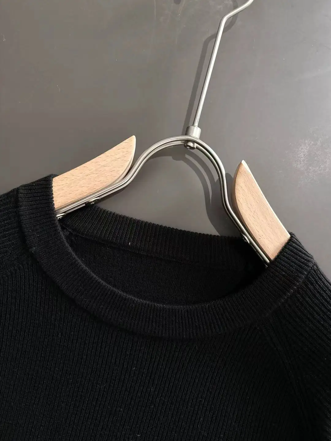 Ribbed Knit Short-Sleeve Sweater D20014863 — view 3