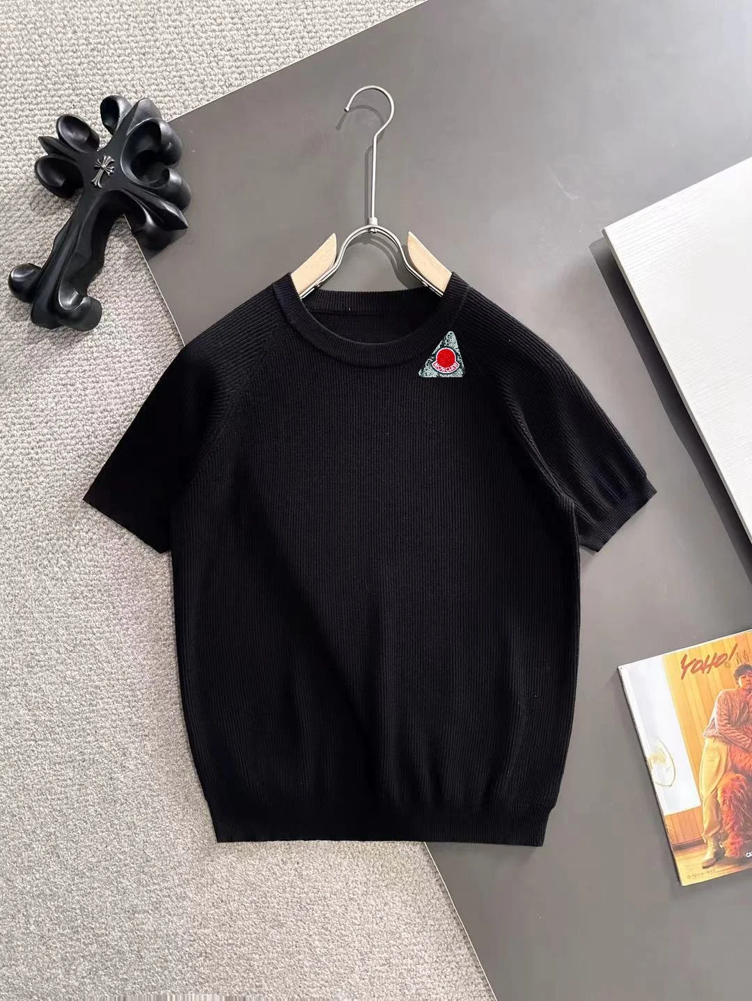 Ribbed Knit Crew-Neck T-Shirt D20014755