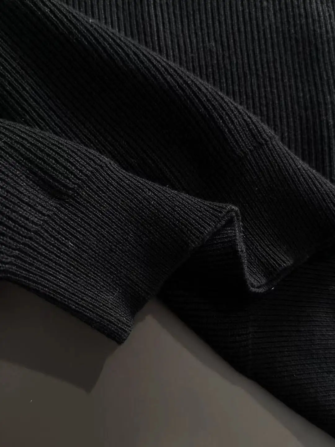 Ribbed Knit Crew-Neck T-Shirt D20014755 — view 5