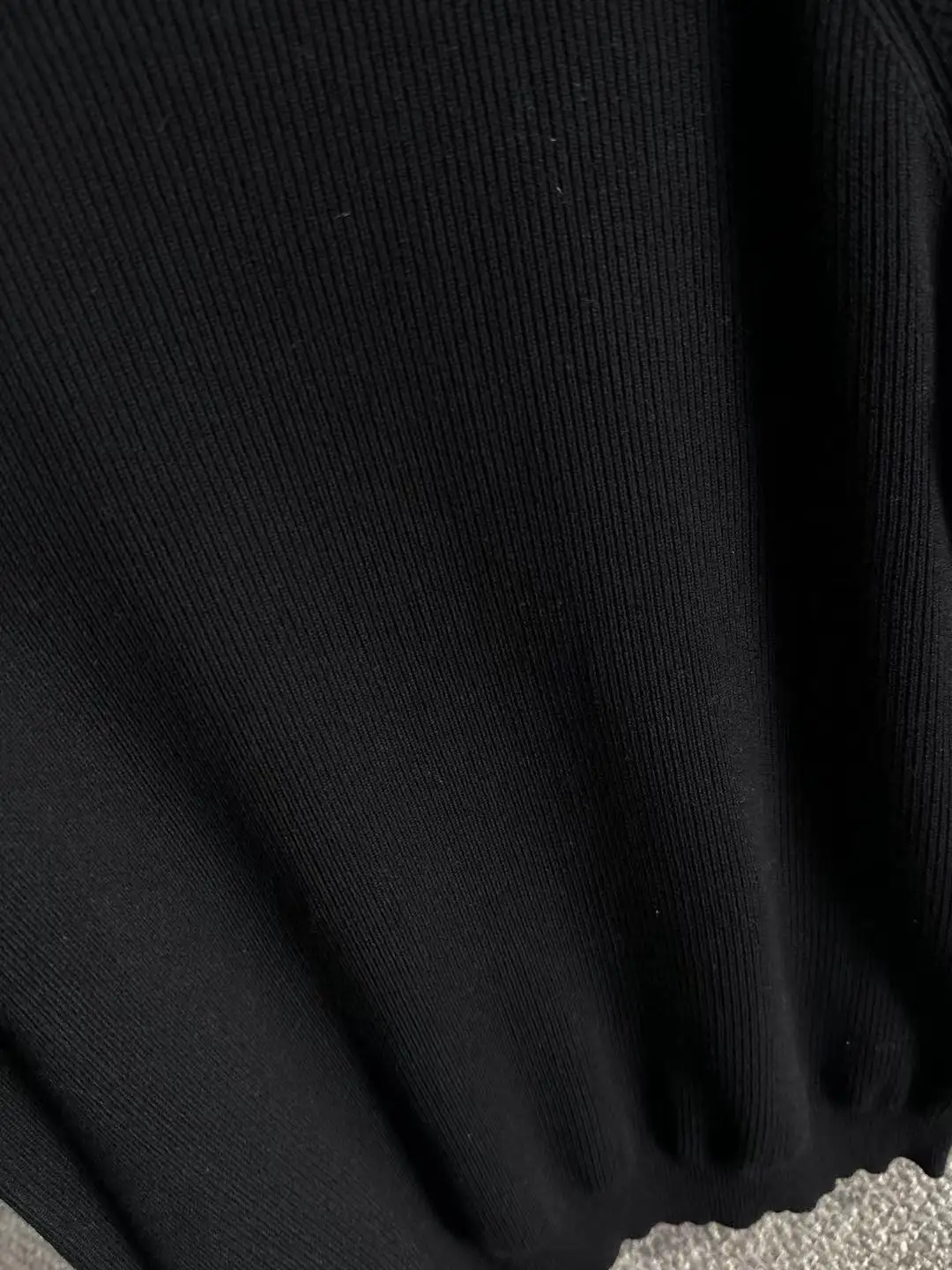 Ribbed Knit Crew-Neck T-Shirt D20014755 — view 6