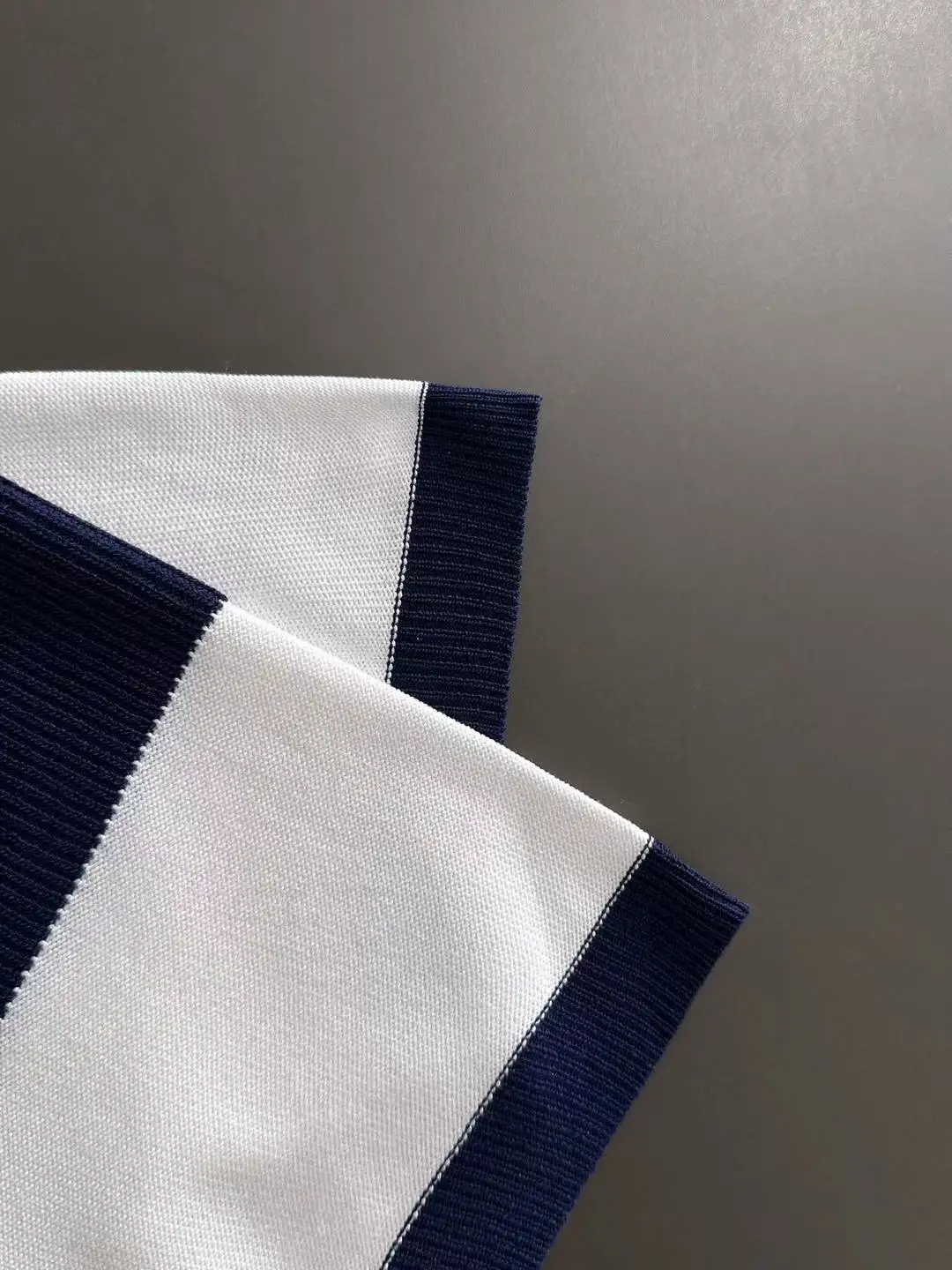 Striped Knit Half-Zip Polo Shirt D20014841 — view 5
