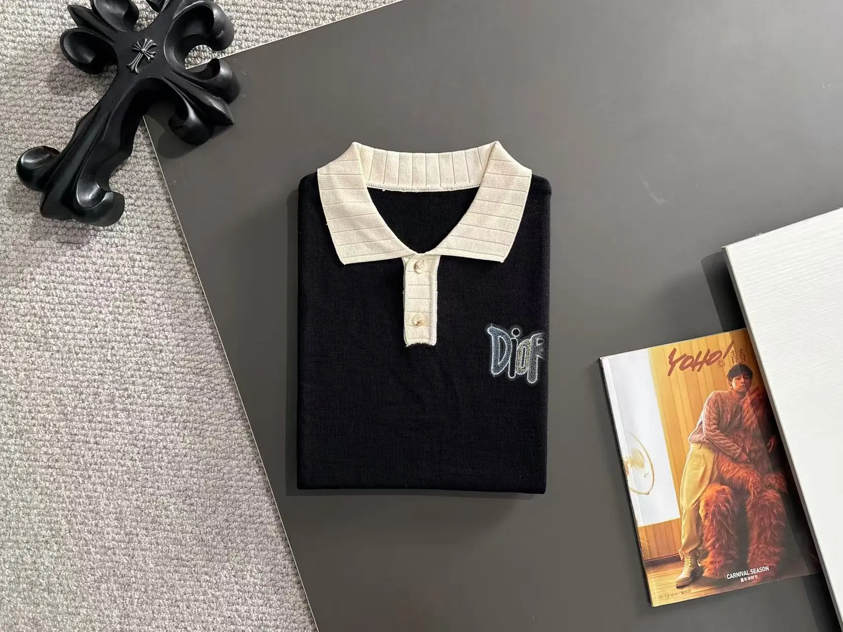 Contrast-Trim Knitted Polo Shirt D20014771 — view 8
