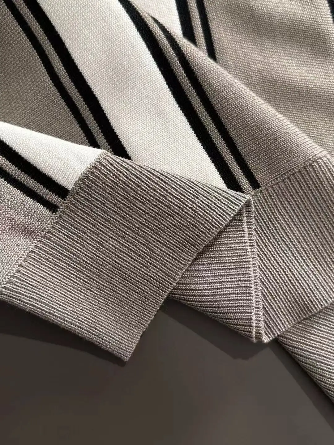 Striped Knit Half-Zip Polo Shirt D20014766 — view 6