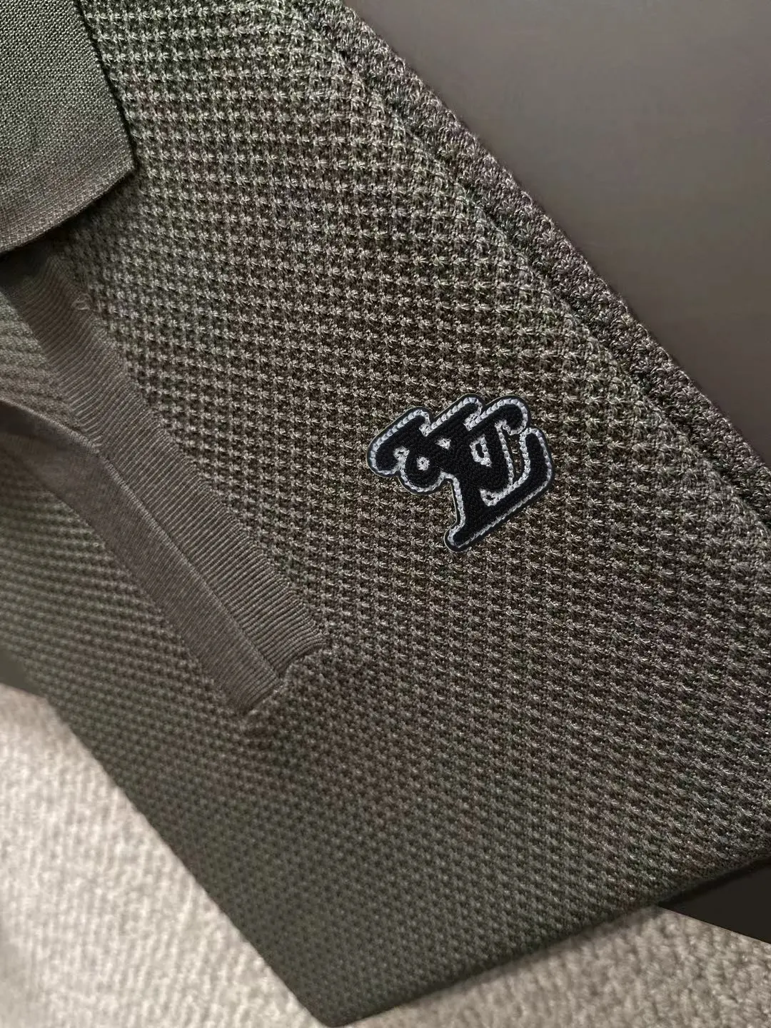 Logo-Appliqué Waffle-Knit Polo Shirt D20014760 — view 7