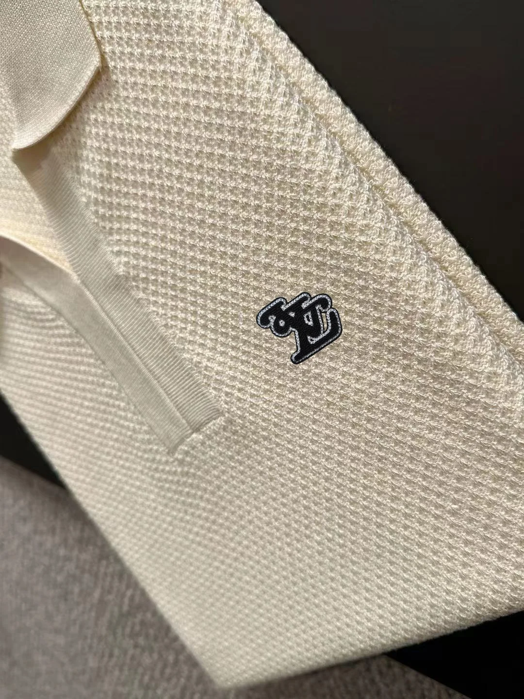Logo-Appliqué Waffle-Knit Polo Shirt D20014761 — view 7