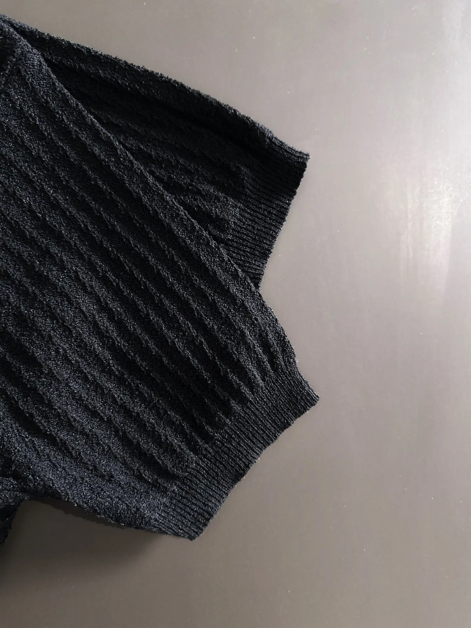 Textured Knit Short-Sleeve Polo Shirt D20014805 — view 5