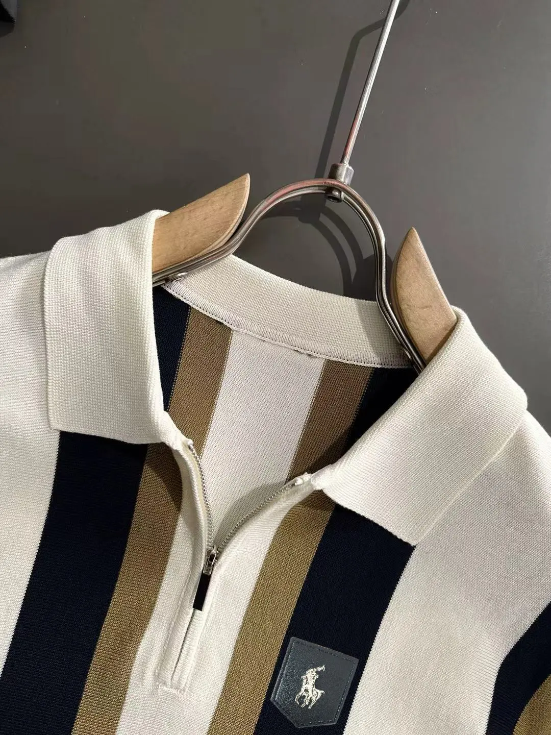 Striped Knit Half-Zip Polo Shirt D21013187 — view 3
