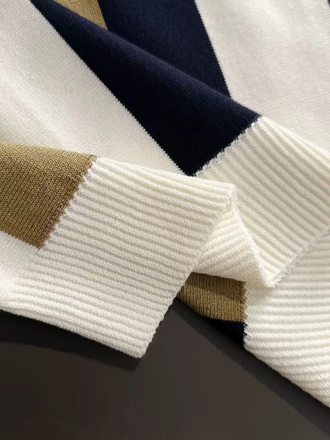 Striped Knit Half-Zip Polo Shirt D21013187 — view 6