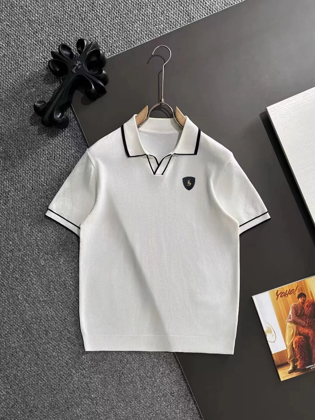 Contrast-Trim Knit Polo Shirt D21013177