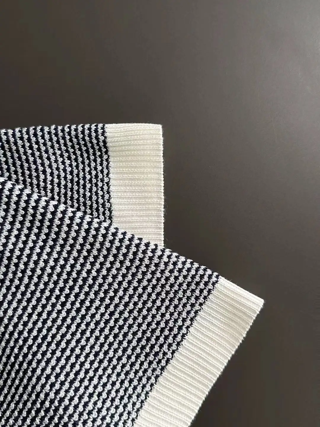 Textured Stripe Knit Polo Shirt D21013190 — view 5