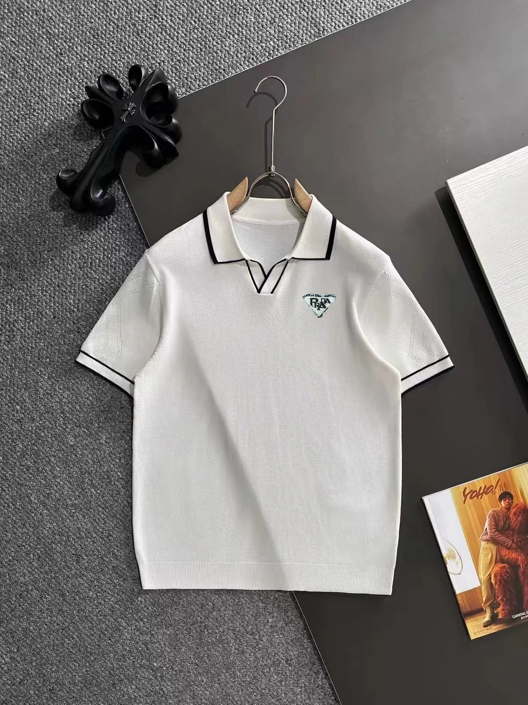 Contrast-Trim Knit Polo Shirt D21013170