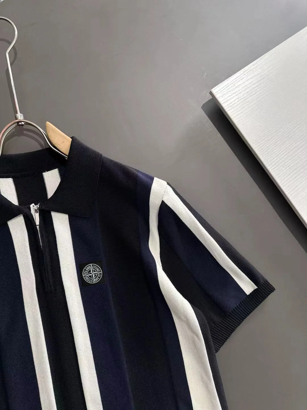 Striped Knit Half-Zip Polo Shirt D21013167 — view 2