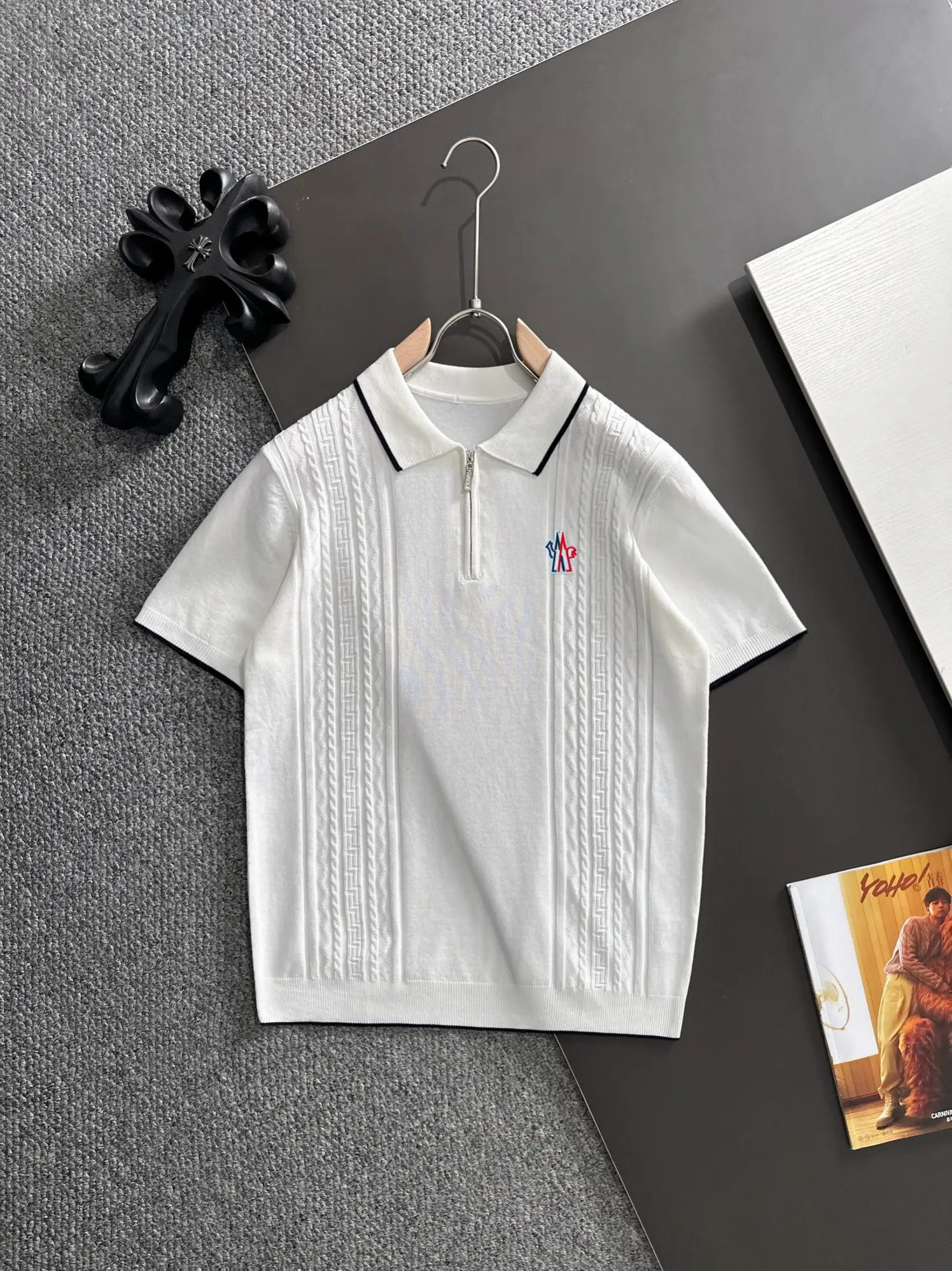 Cable-Knit Quarter-Zip Polo Shirt D21013197