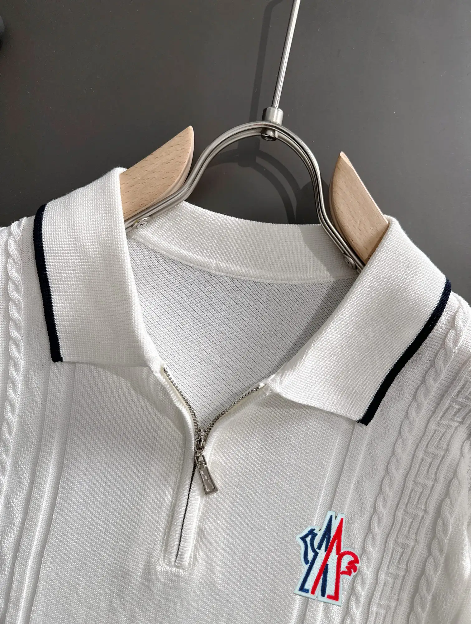 Cable-Knit Quarter-Zip Polo Shirt D21013197 — view 3