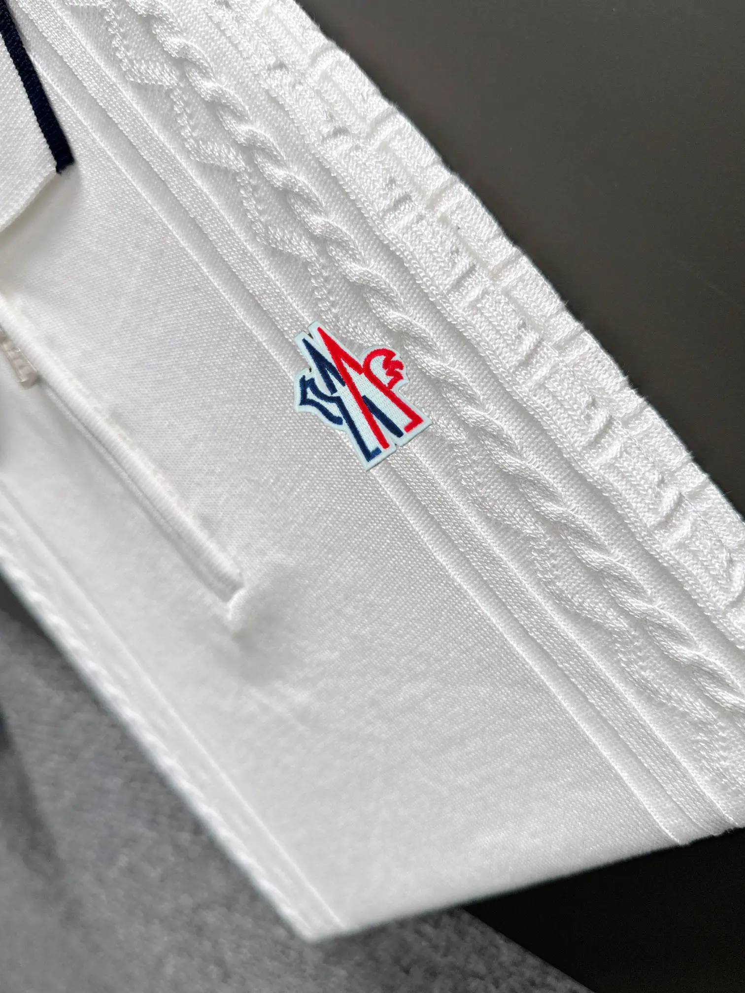 Cable-Knit Quarter-Zip Polo Shirt D21013197 — view 7