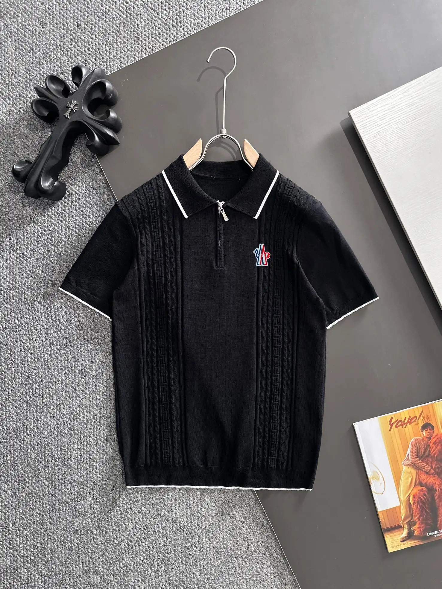 Cable-Knit Quarter-Zip Polo Shirt D21013195