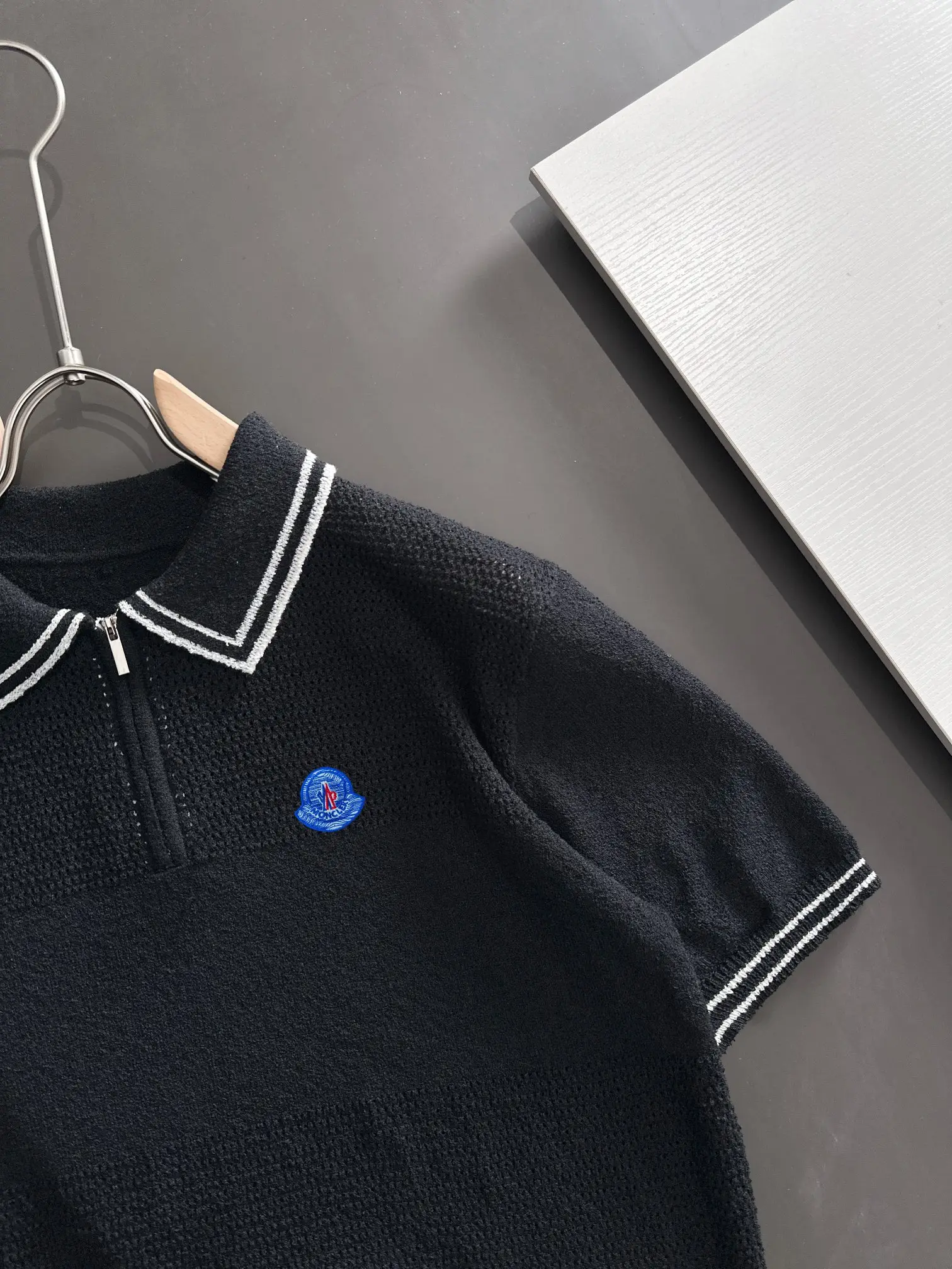 Half-Zip Textured Knit Polo Shirt D21013193 — view 2