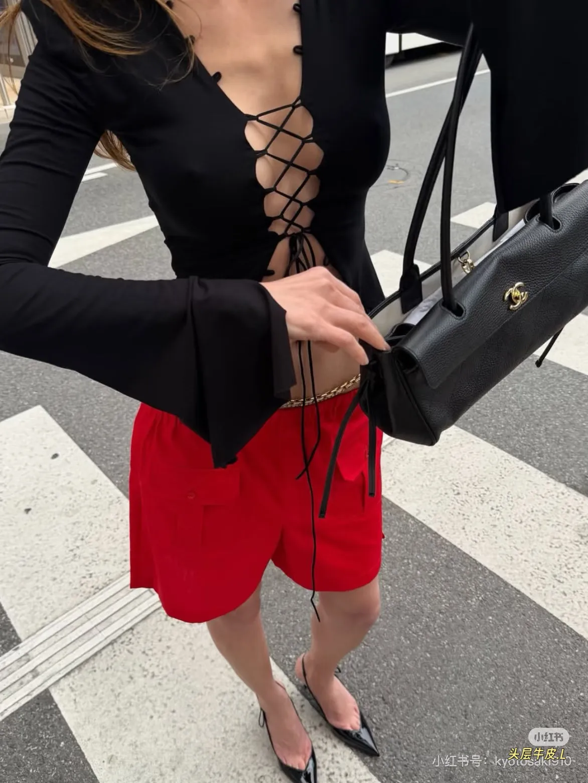 Chanel 26S Leather Baguette Bag D41017834