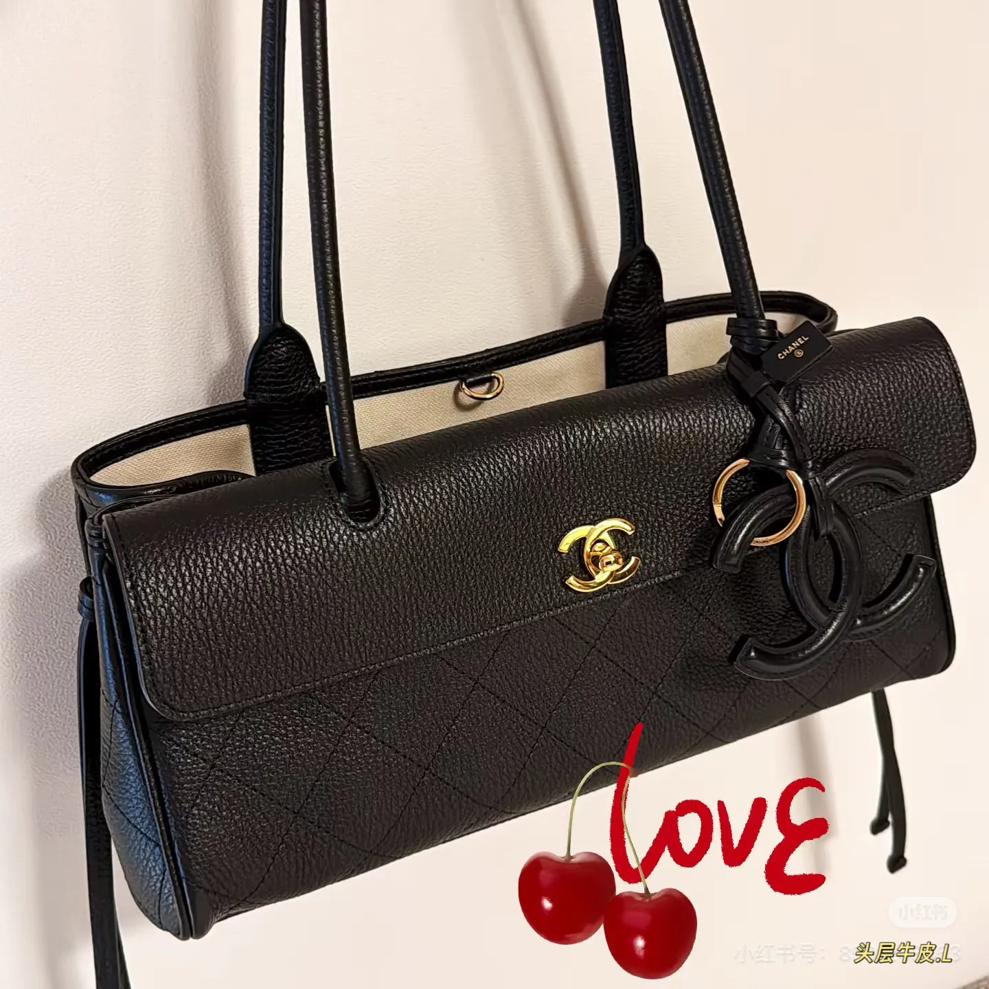 Chanel 26S Leather Baguette Bag D41017834 — view 9