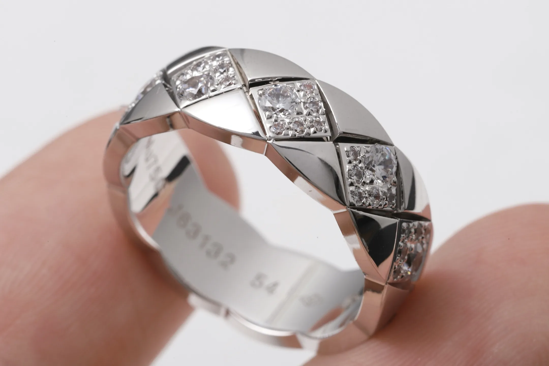 Coco Crush Quilted Motif Ring (Gold-Plated Brass) D11016569 — view 4
