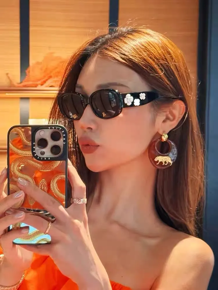 Chanel Camellia Embellished Sunglasses D20018581 — view 5