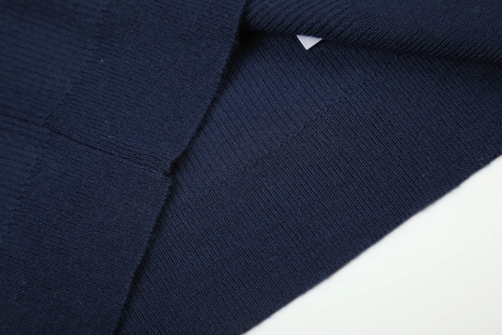 Slim-Fit Wool-Blend Polo Sweater D17021660 — view 8