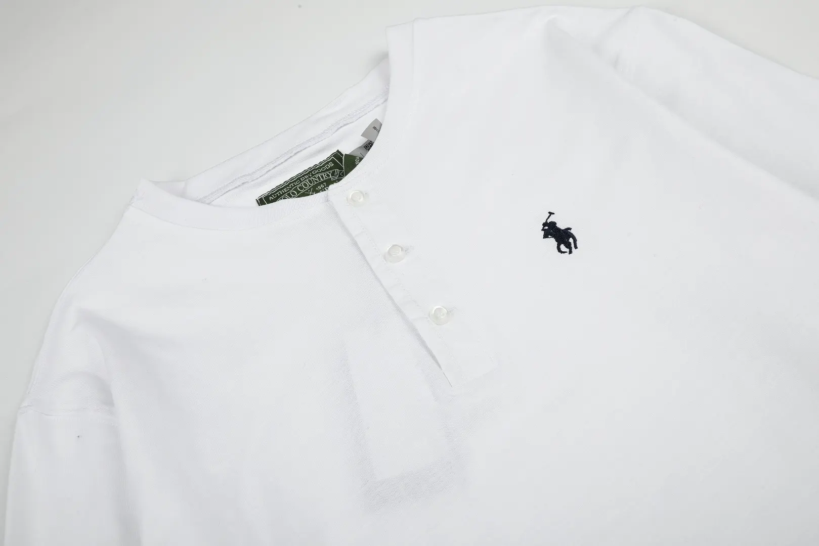 Long-Sleeved Cotton Slub Henley Shirt D17021425 — view 4