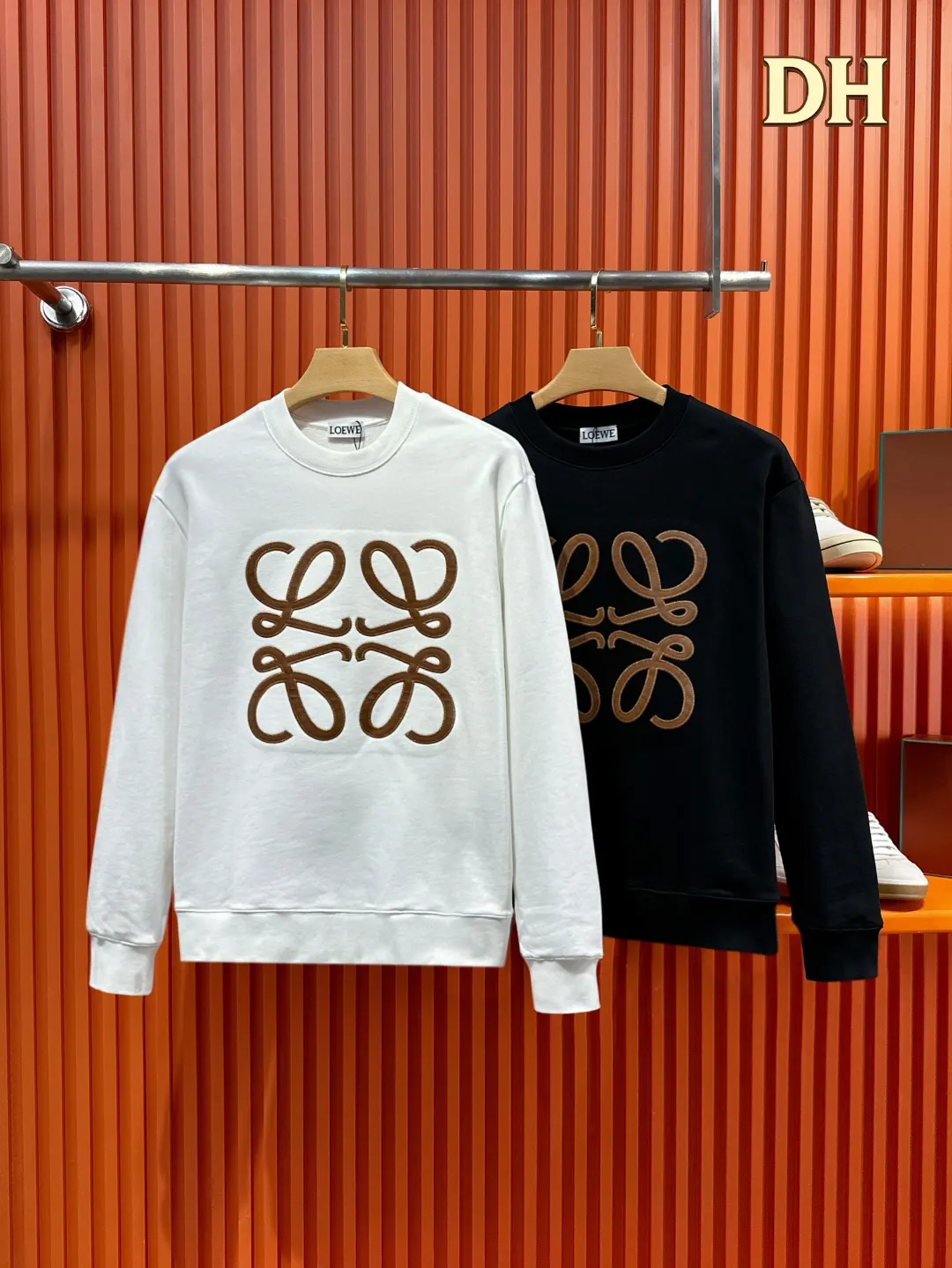 Anagram Embroidered Cotton Sweatshirt D19519698 — view 3
