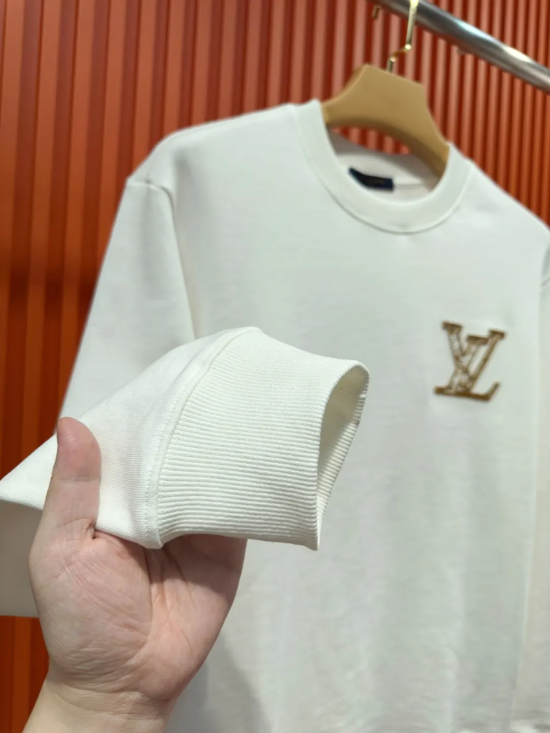 Embroidered Logo Crew-Neck Sweatshirt D19519703 — view 5