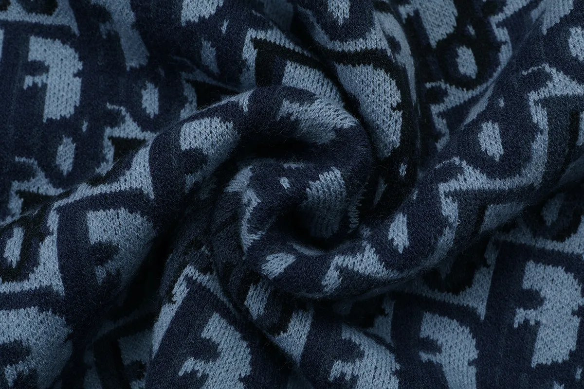 Oblique Jacquard Crew-Neck Sweater D20019796 — view 7