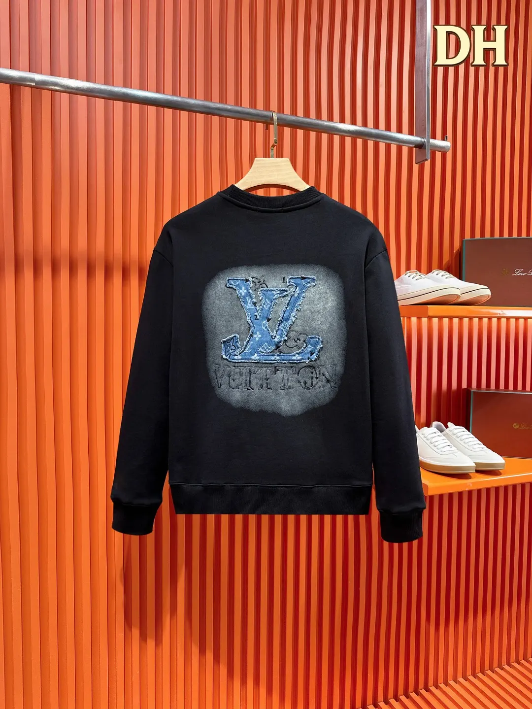 Logo Patch Embroidered Cotton Sweatshirt D20519707 — view 2
